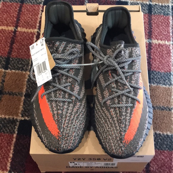 Men’s New Yeezy Boost 350 V2. Size 9.5. NEVER WORN.